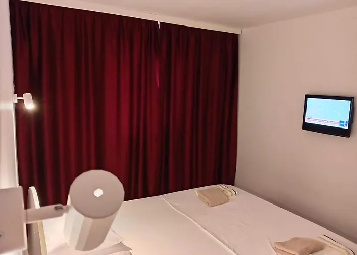 Marea Albastra Apartman *